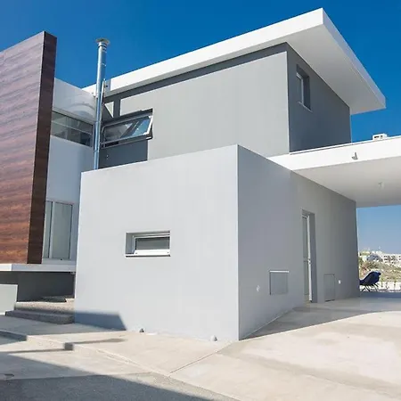 Villa Olive Titan, Brand New,Exquisite 5Bdr Protaras Villa With Pool,Close To The Beach ヴィラ