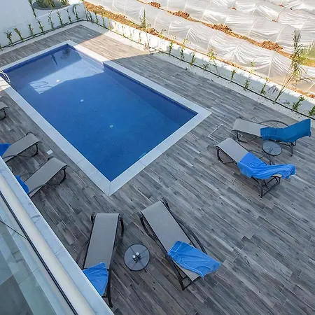Villa Olive Titan, Brand New,Exquisite 5Bdr Protaras Villa With Pool,Close To The Beach ヴィラ プロタラス